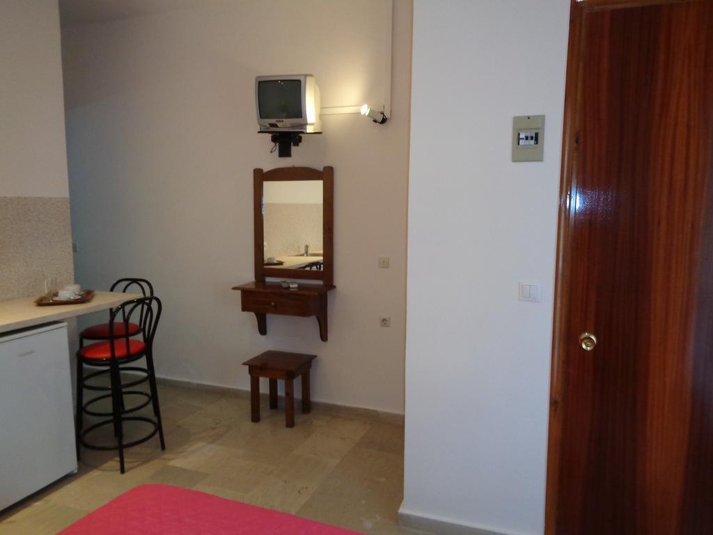 Skyline Apartment Velonades  Room photo